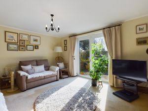 Lounge- click for photo gallery